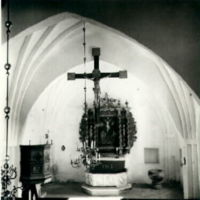 SLM M018735 - Krucifix i Spelviks kyrka år 1959