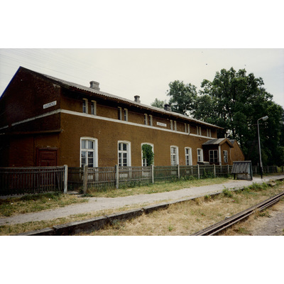 SLM P2018-0011 - Tågstation i Grünheide år 1992