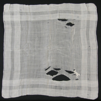 SLM 14151 2 - Näsduk av fint linne eller nettelduk från 1800-talet