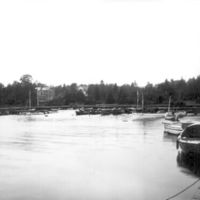 SLM X140-84 - Båtar i Oxelösunds hamn, 1916