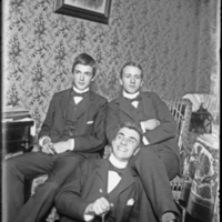 SLM NA-145 - Kemi-trio omkring 1900