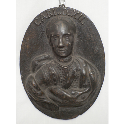SLM 261 - Gjuten porträttmedaljong av järn, Karl XII