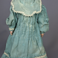 Axeline Sjöbergs dockor och kläder från 1800-talets slut
