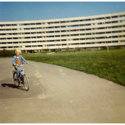 SLM D05-528 - Göran på sin nya cykel, tidigt 1970-tal