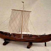 SLM 31034 1-9 - Modell av vikingatida segelbåt