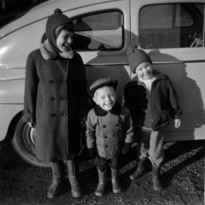 SLM P2016-0004 - Mona, Lars-Eric och Kerstin Mehlqvist 1957