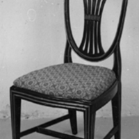 SLM 8960 - Gustaviansk stol, sekundärt målad i svart och guld