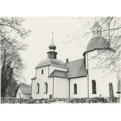 SLM S15-86-30 - Bälinge kyrka