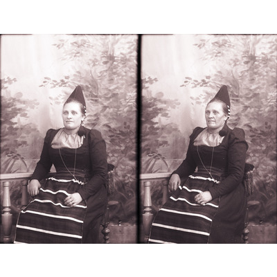 SLM X628-78 - Anna Bolin i dräkt, 1901
