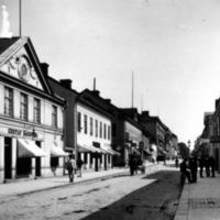 SLM DIA00-453 - Västra Storgatan i Nyköping, tidigt 1900-tal