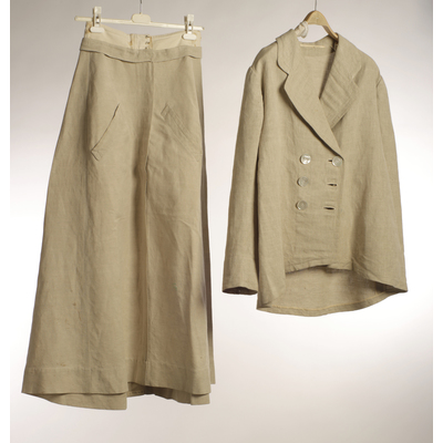 SLM 28963 - Dräkt, kjol och jacka av naturfärgat linne, sydd 1916