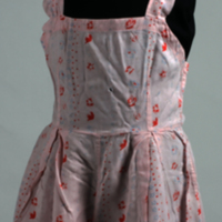 SLM 36656 - Rosa shorts med liv, 1950-tal