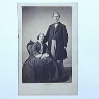 SLM M001026 - Doktor J Samgelius med fru. Foto 1860-tal