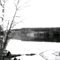 SLM Ö476 - Skogsparti med sjö