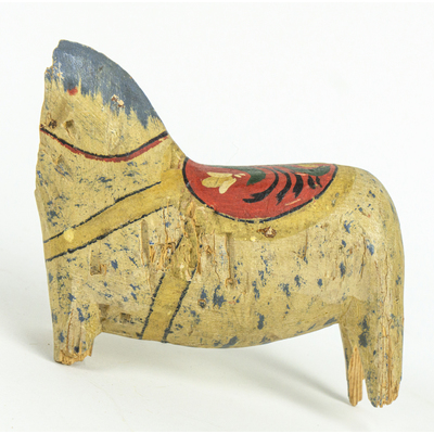 SLM 55006 - Del av målad trähäst, dalahäst från 1900-talets första hälft