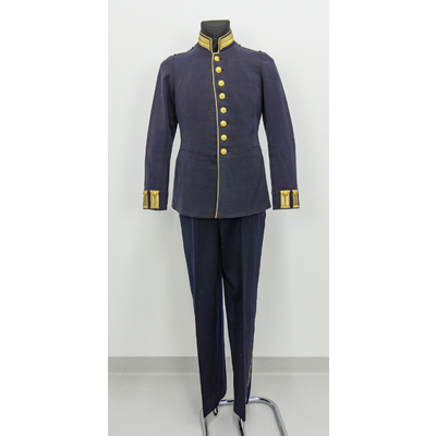 SLM 52416 - Uniform av mörkblått kläde bestående av figursydd jacka och byxor