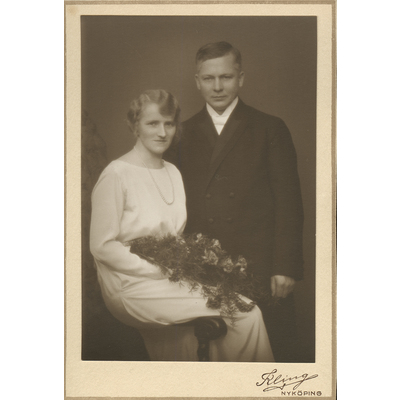 SLM P2017-0562 - Bröllopsfoto, Herta Andersson och Albert Karlsson, Nyköping 1924