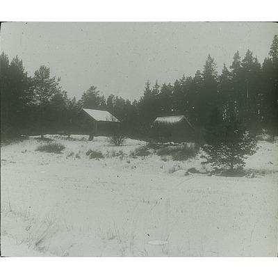 SLM DIA2022-0275 - Vintermotiv med två hus, Turinge socken, Nykvarn
