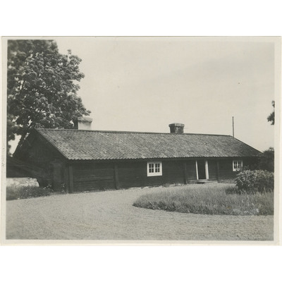SLM M005102 - Ryggåsstuga vid Vänga ca 1958