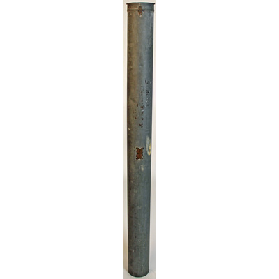 SLM 13400 - Cylindrisk portör av järnplåt, märkt B Österman