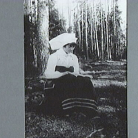 SLM AR10-1172427 - Änkefru Hulda Andersson, Svarttorp, ca 1910-tal