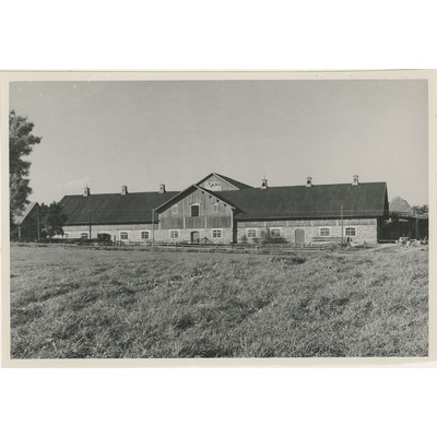SLM M004941 - Danbyholms herrgård, ladugården uppförd i gråsten på 1800-talet.