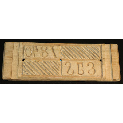 SLM 10751 14 - Lock till ostform av trä, daterat 1840