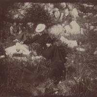 SLM P09-1952 - Cecilia Falkenberg (senare af Klercker) och Lisa, Anacapri, Capri år 1903