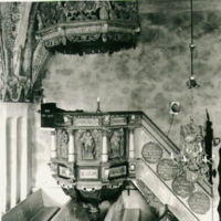 SLM M016188 - Predikstolen i Vrena kyrka 1943