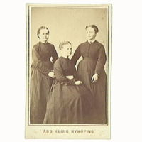 SLM M000016 - Ingeborg, Helena och Gurli Drake, 1870-tal