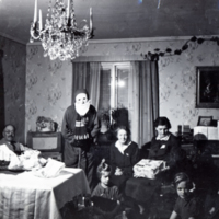 SLM P09-601 - Jul hos familjen Jonsson på 1930-talet