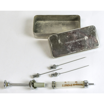 SLM 53541 1-5 - Dosa av nickel med injektionsspruta och kanyler