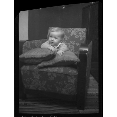 SLM X256-90 - Barnporträtt