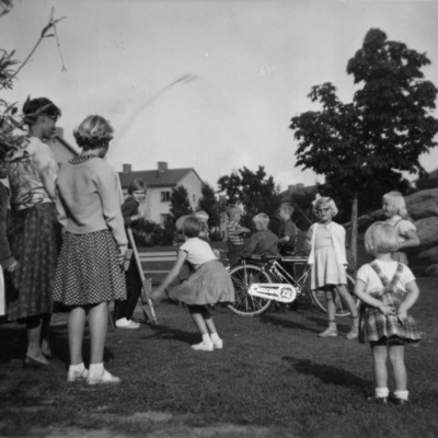 SLM P2016-0001 - Vallarparken i Nyköping på 1950-talet