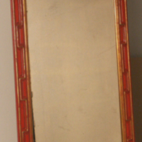 SLM 31547 - Rödmålad spegel i kinesisk stil, examensarbete av Curt Vading 1931