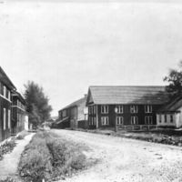 SLM R34-85-6 - Folkungavägen, dåvarande Skeppsbrovägen i Nyköping, sent 1800-tal