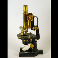 Blm 27220 - Mikroskop