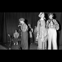 BLM Sba 19790425 a 29 - Barn som uppträder