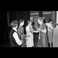 BLM Sba 19790512 a 31 - Gamla damer på föreläsning