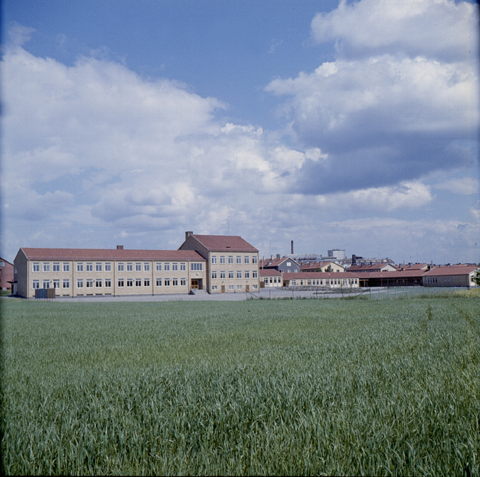 Nyköping, Högbrunnsskolan. Fototid: 1958.