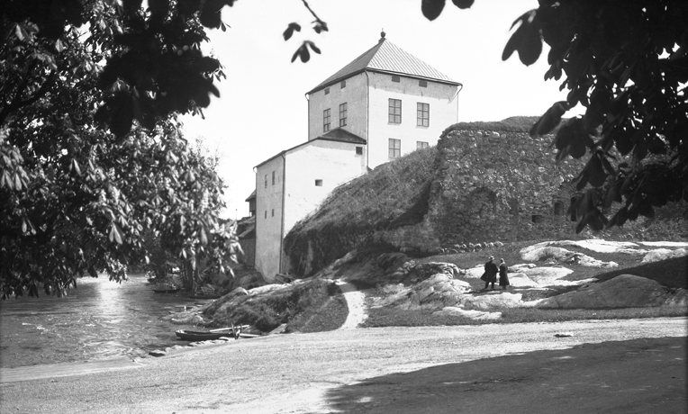 Kungstornet på Nyköpingshus. Fototid: 1922-1968.
