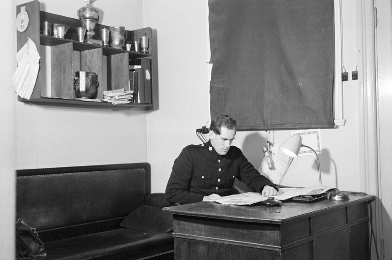 Polisstation. Fototid: 1949.