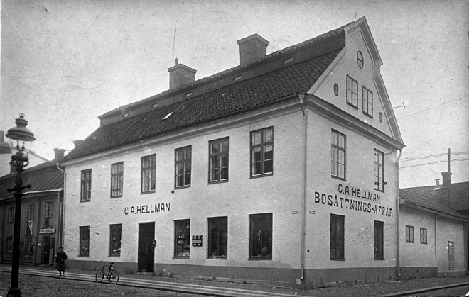 Västra Storgatan, Hellmans. Fototid: 1906-1926.