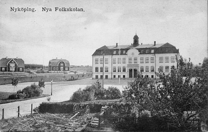 Nyköping. Nya Folkskolan.(Östra Skolan). Fototi...