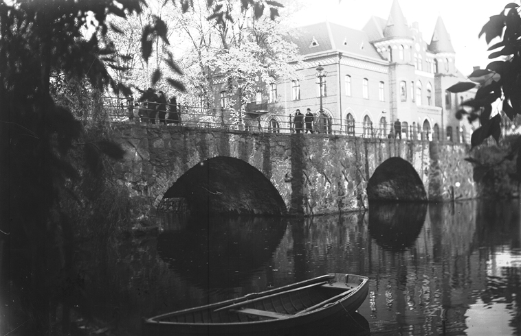 Gamla stadsbron, Nyköping. Fototid: 1934.
