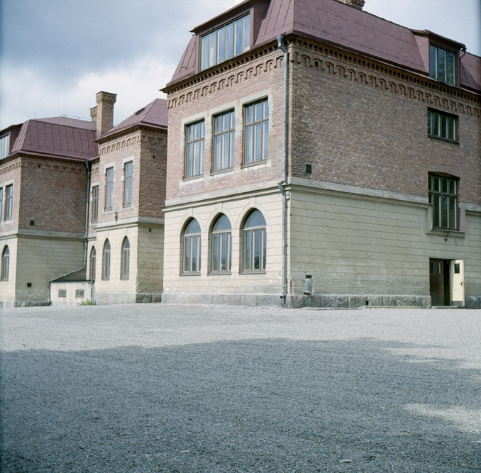 Västra Folkskolan Brunnsgatan. Fototid: 600707.