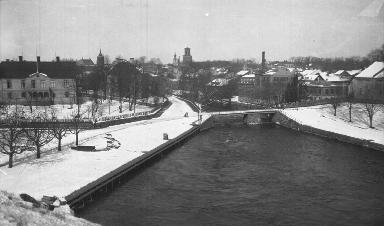 Slottsgatan och Fiskbron.