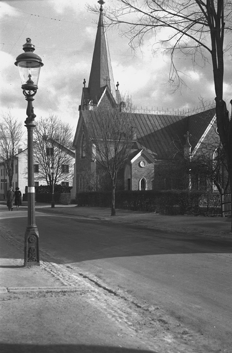 Metodistkyrkan på Fruängsgatan.  Metodistkyrkan...