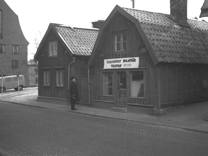 Västra Trädgårdsgatan 40-42. Fototid: 1950-1959.