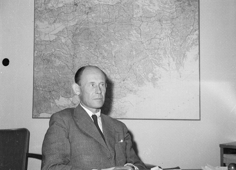 Börje Holmgren, Landsfogde. Fototid: 1922-1968.